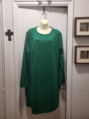 WOMENS DRESS (NEW)